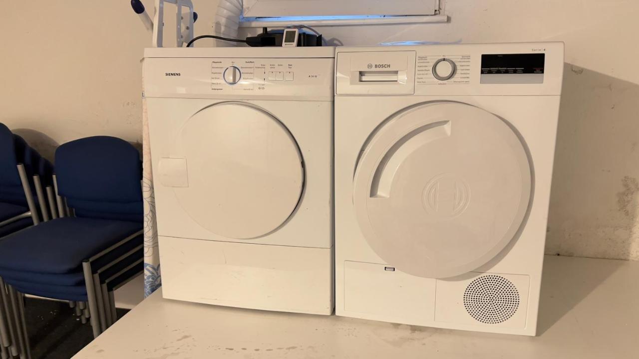 Geraeumiges City-Apartment Mit 2 Badezimmer Und Parkplaetzen D46-Og Oldenburg Kültér fotó