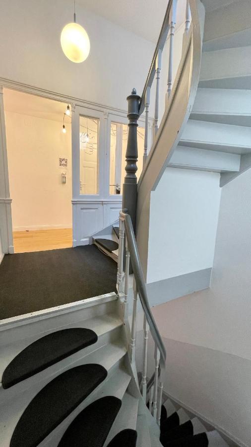 Geraeumiges City-Apartment Mit 2 Badezimmer Und Parkplaetzen D46-Og Oldenburg Kültér fotó