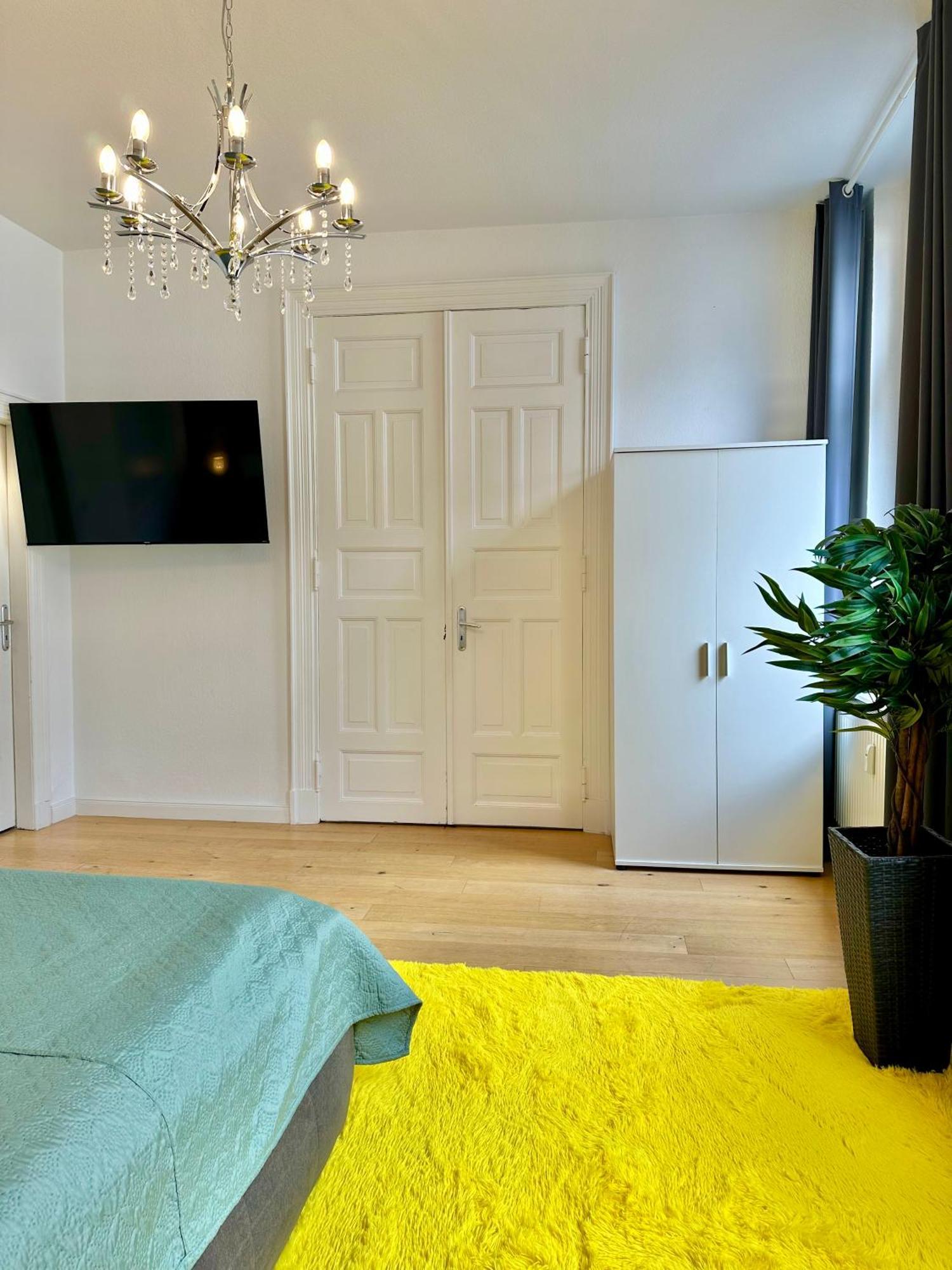 Geraeumiges City-Apartment Mit 2 Badezimmer Und Parkplaetzen D46-Og Oldenburg Kültér fotó